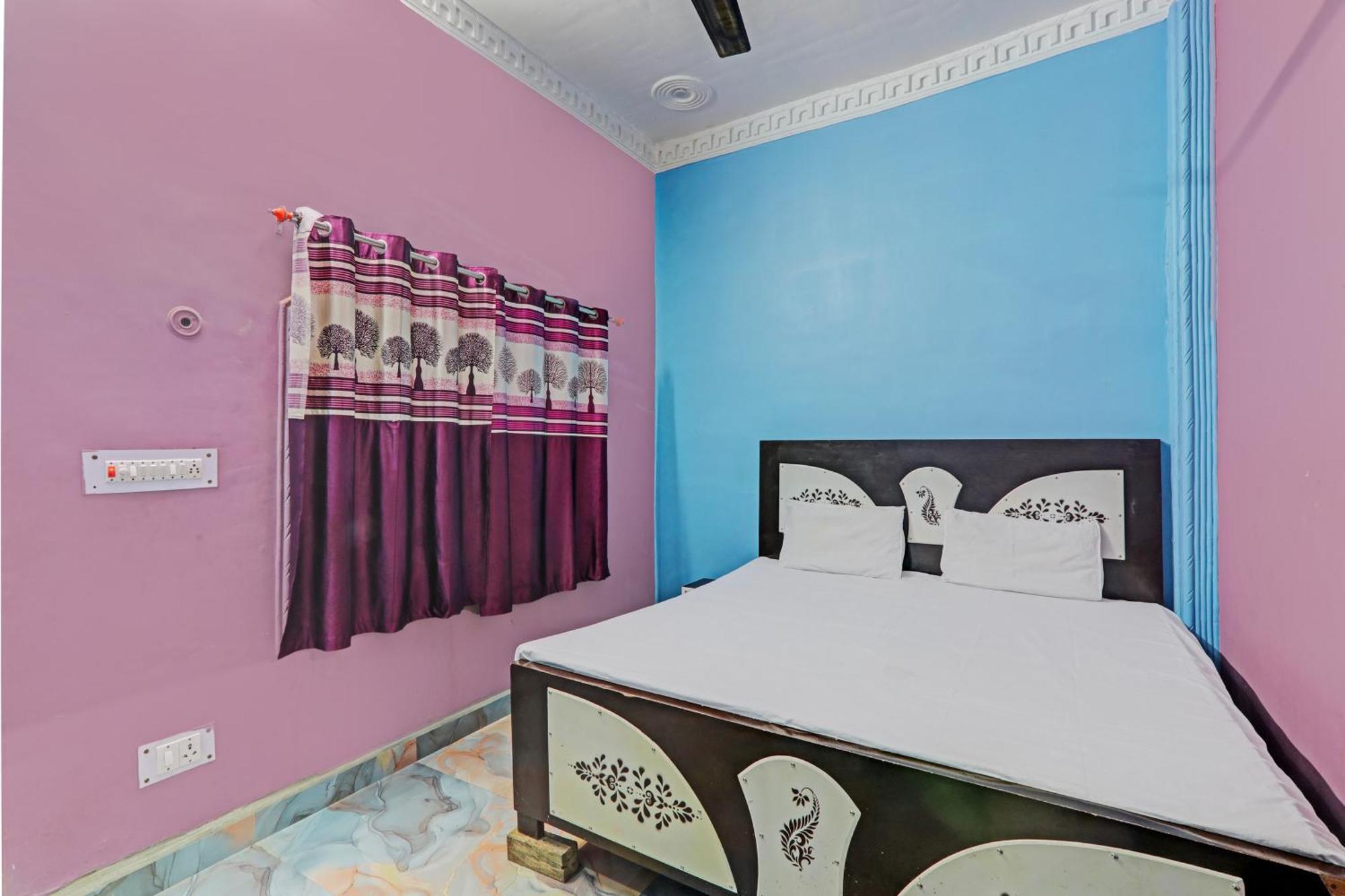 Hotel O Home Om Marriage Hall Ayodhya Bagian luar foto