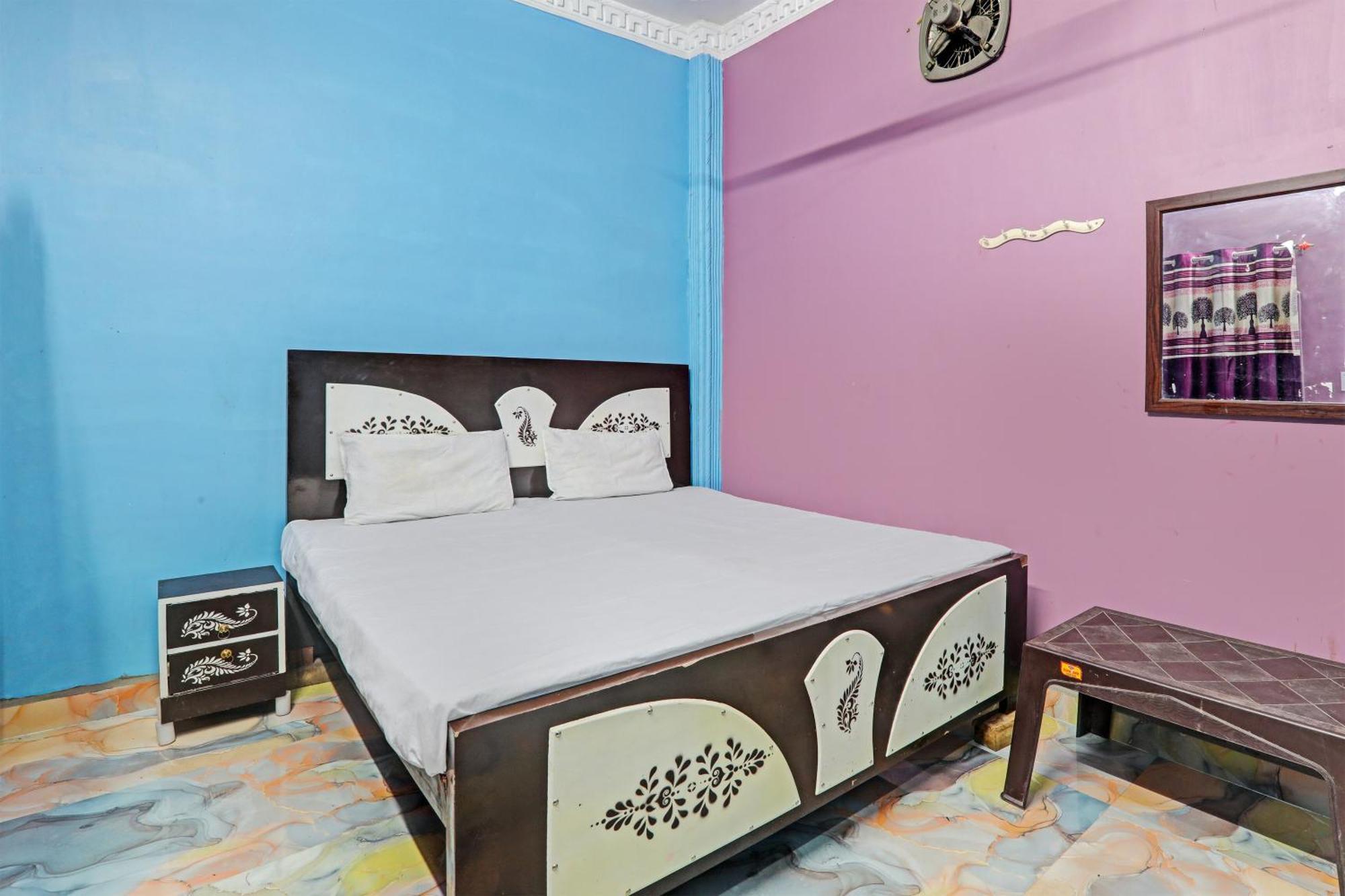 Hotel O Home Om Marriage Hall Ayodhya Bagian luar foto