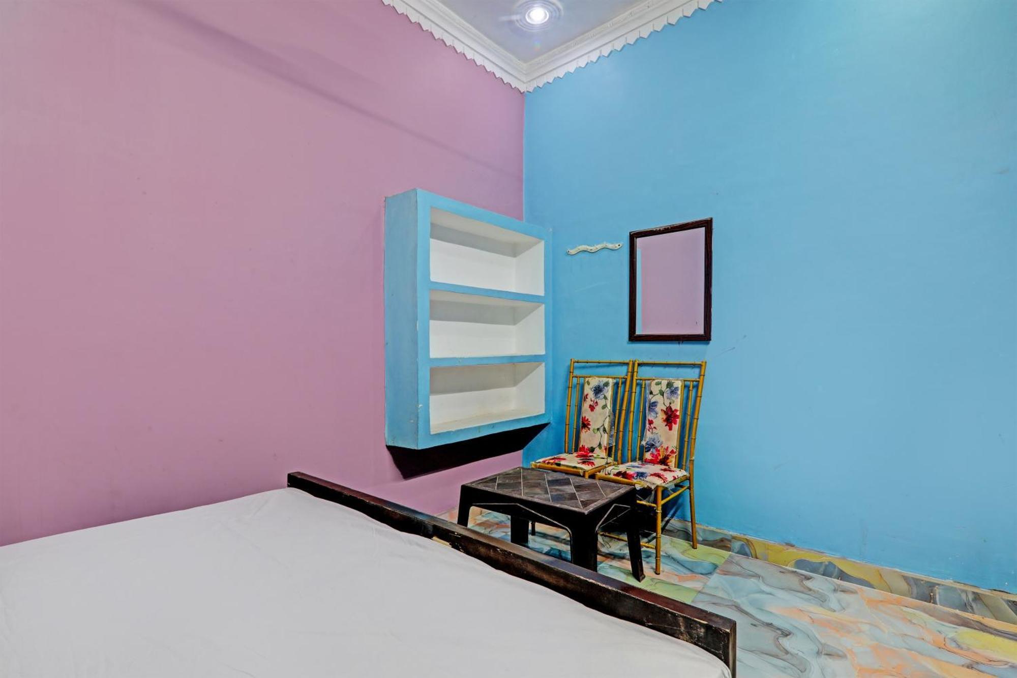Hotel O Home Om Marriage Hall Ayodhya Bagian luar foto