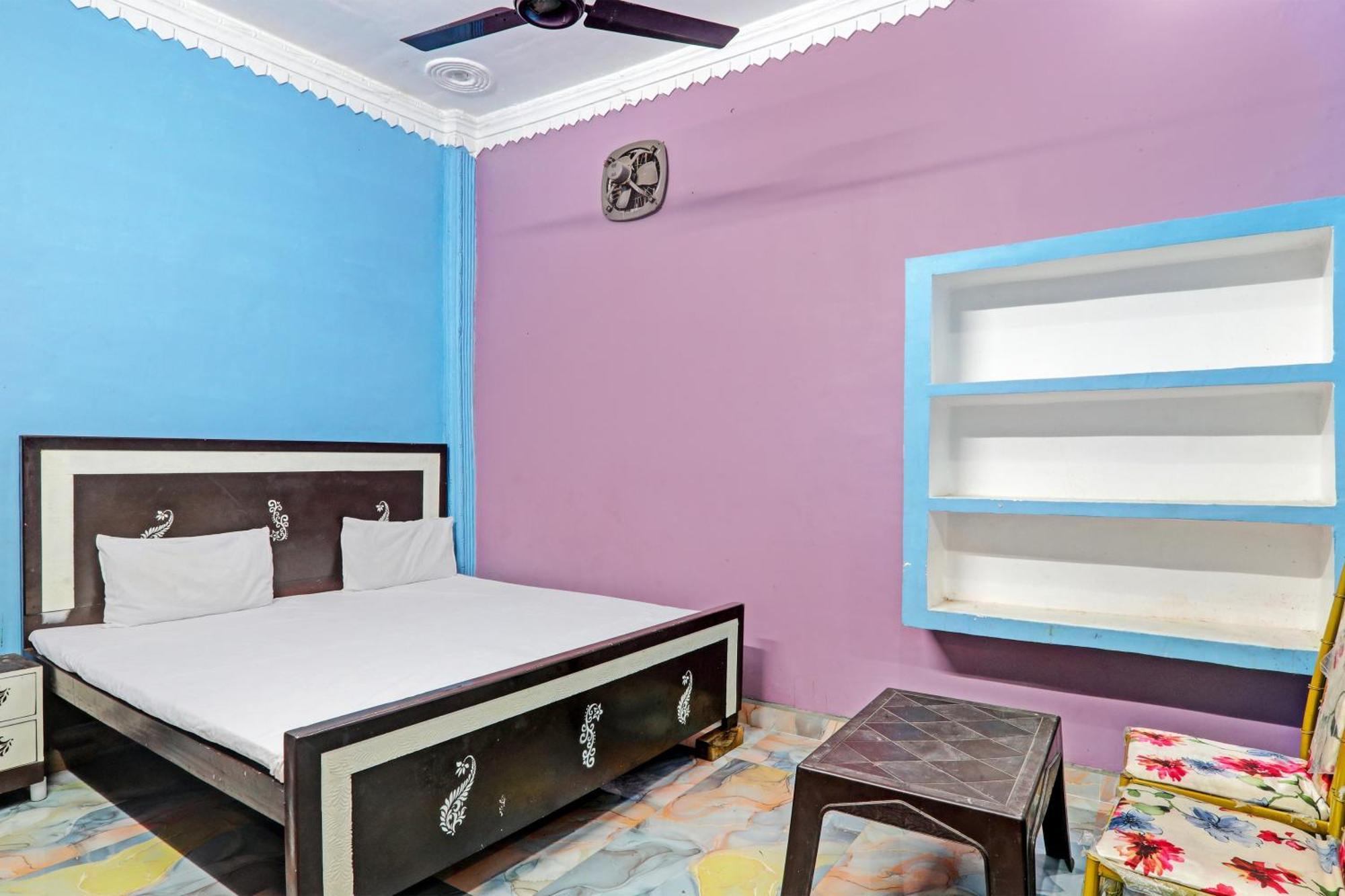 Hotel O Home Om Marriage Hall Ayodhya Bagian luar foto